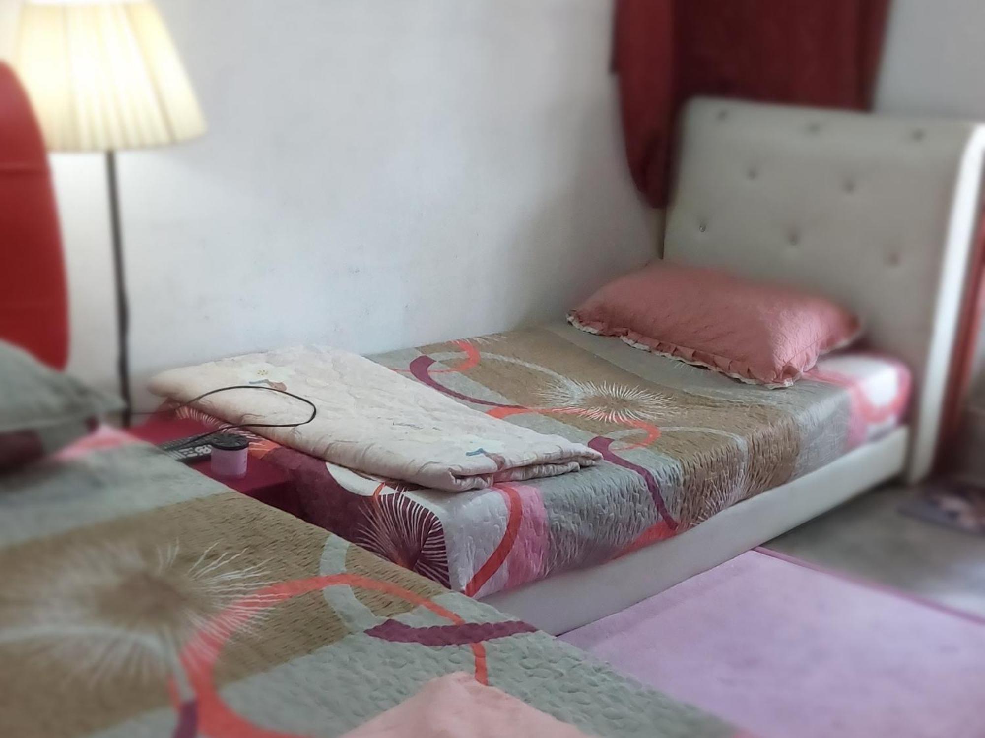Cassa Bonda Std Triple Homestay